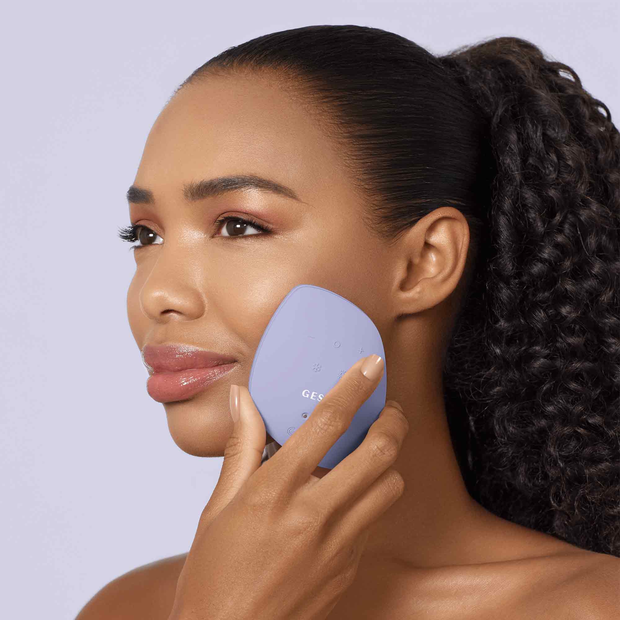 Mascarilla sónica cálida y fría - 9 en 1 - Morada