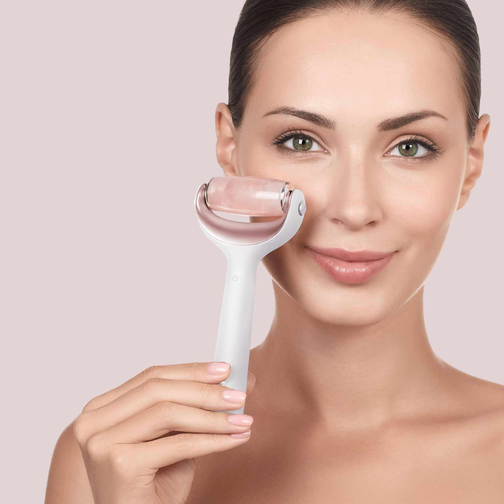 Rodillo facial y corporal con microagujas 9 en 1 Starlight