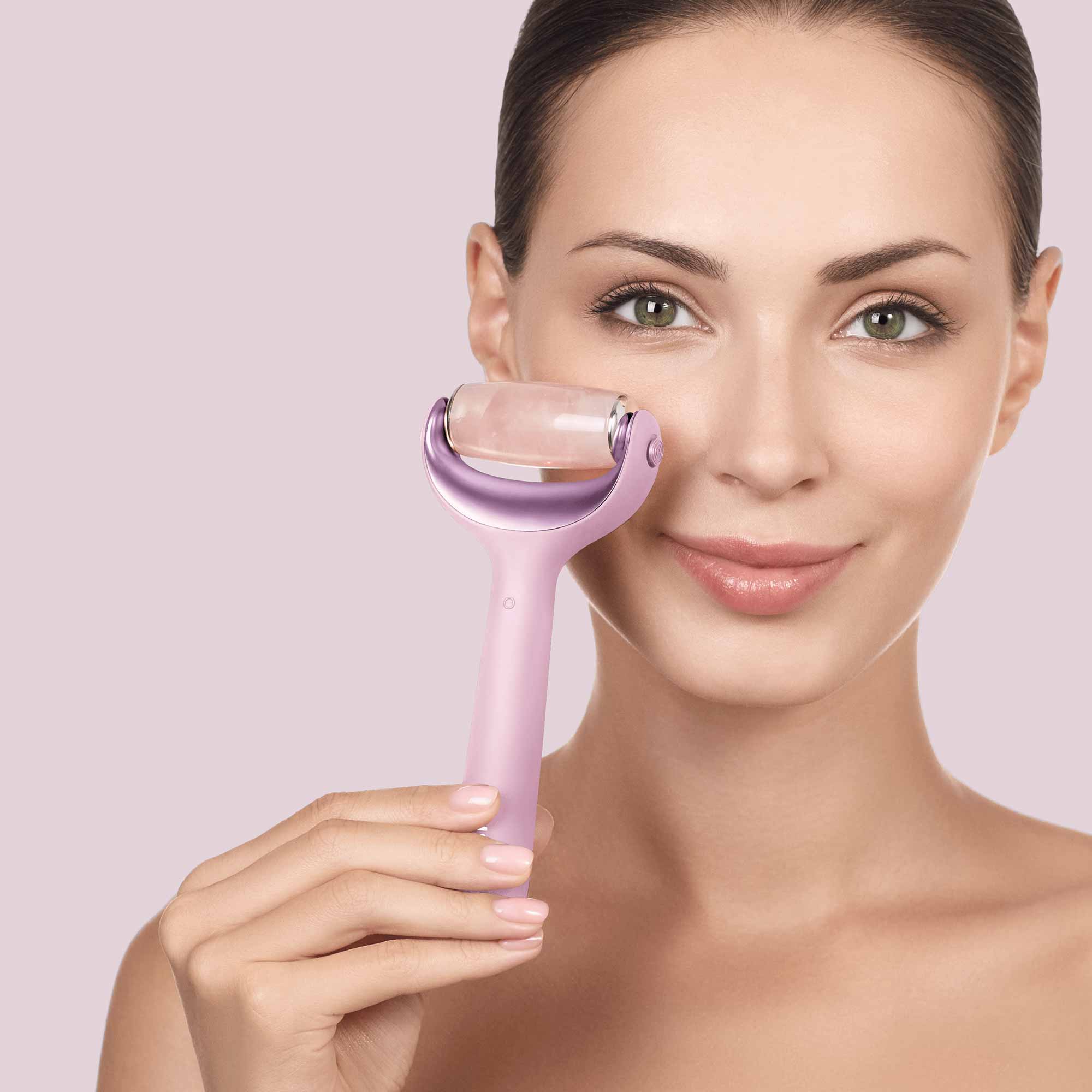 Rodillo facial y corporal con microagujas 9 en 1, color rosa