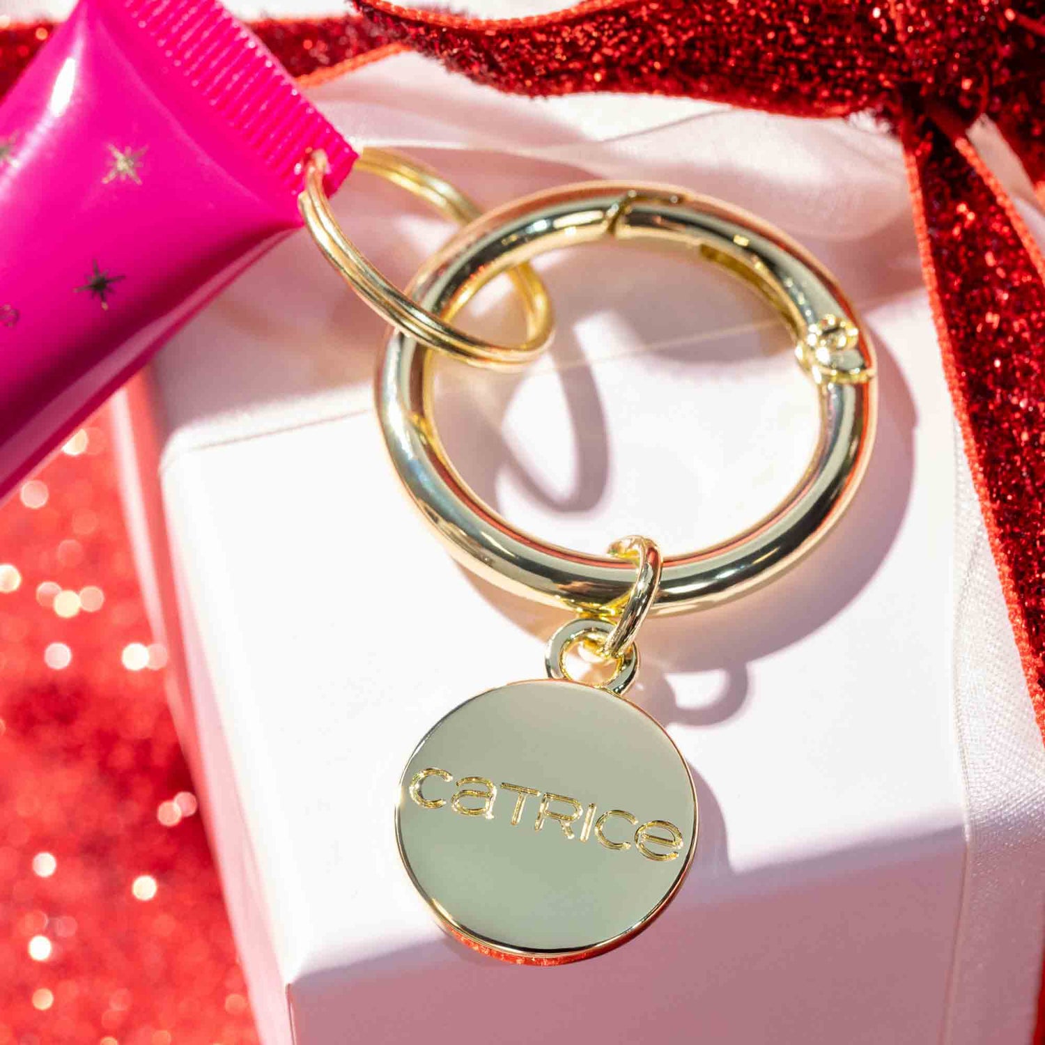 Calendário do Advento Catrice Twinkling Treasures – Edição Limitada 2025